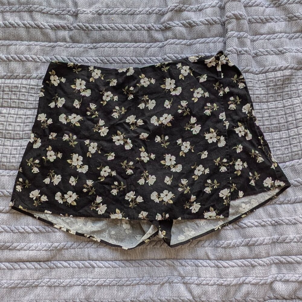 NWT - Old Navy High-Waisted Linen-Blend Mini Skort